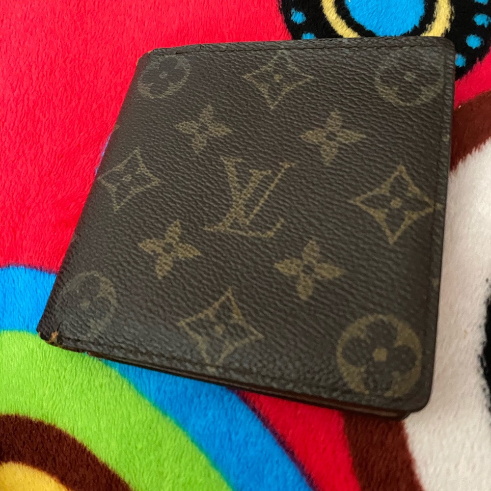 Louis Vuitton Wallet Monogram Authentic